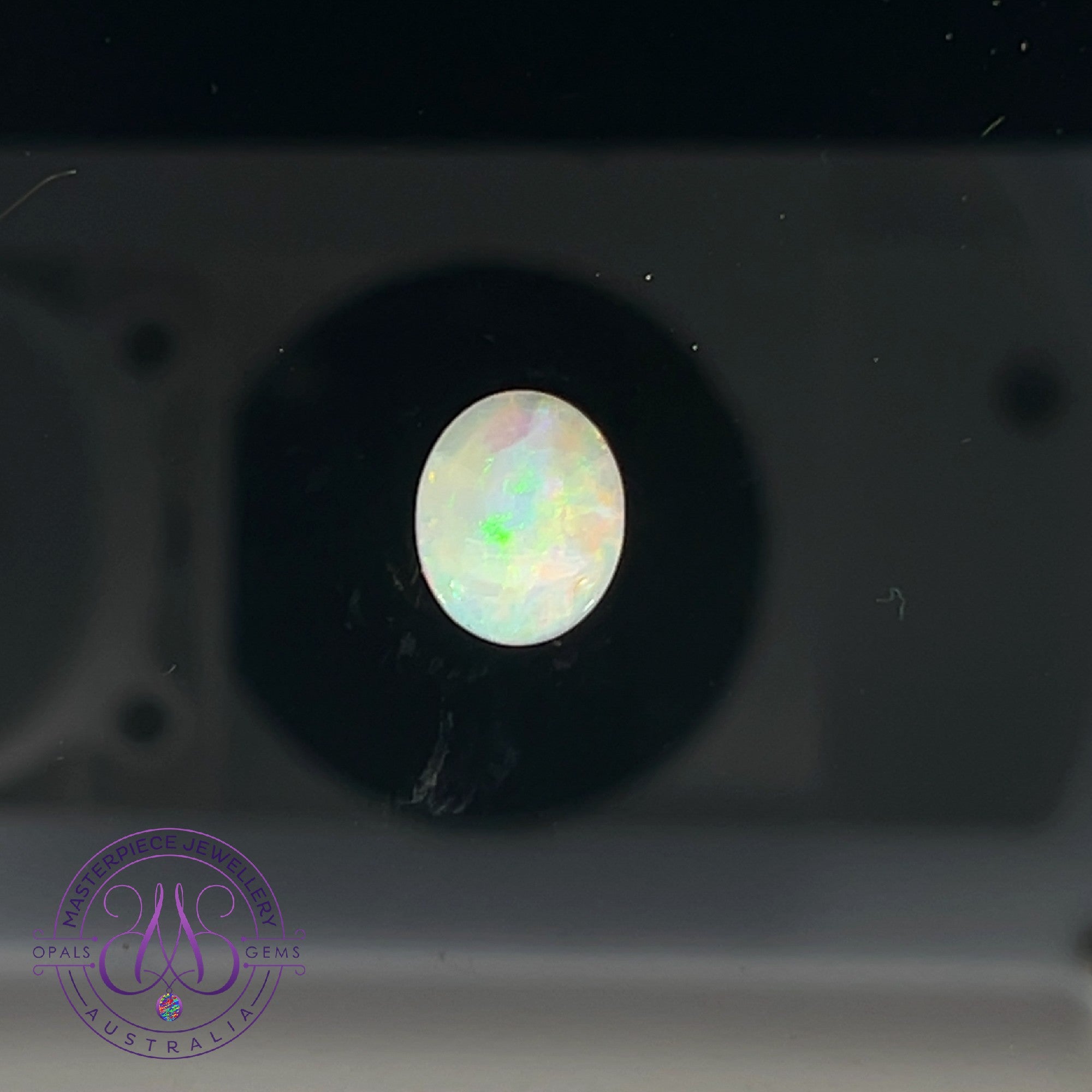 Loose White Opal 2.55ct Oval