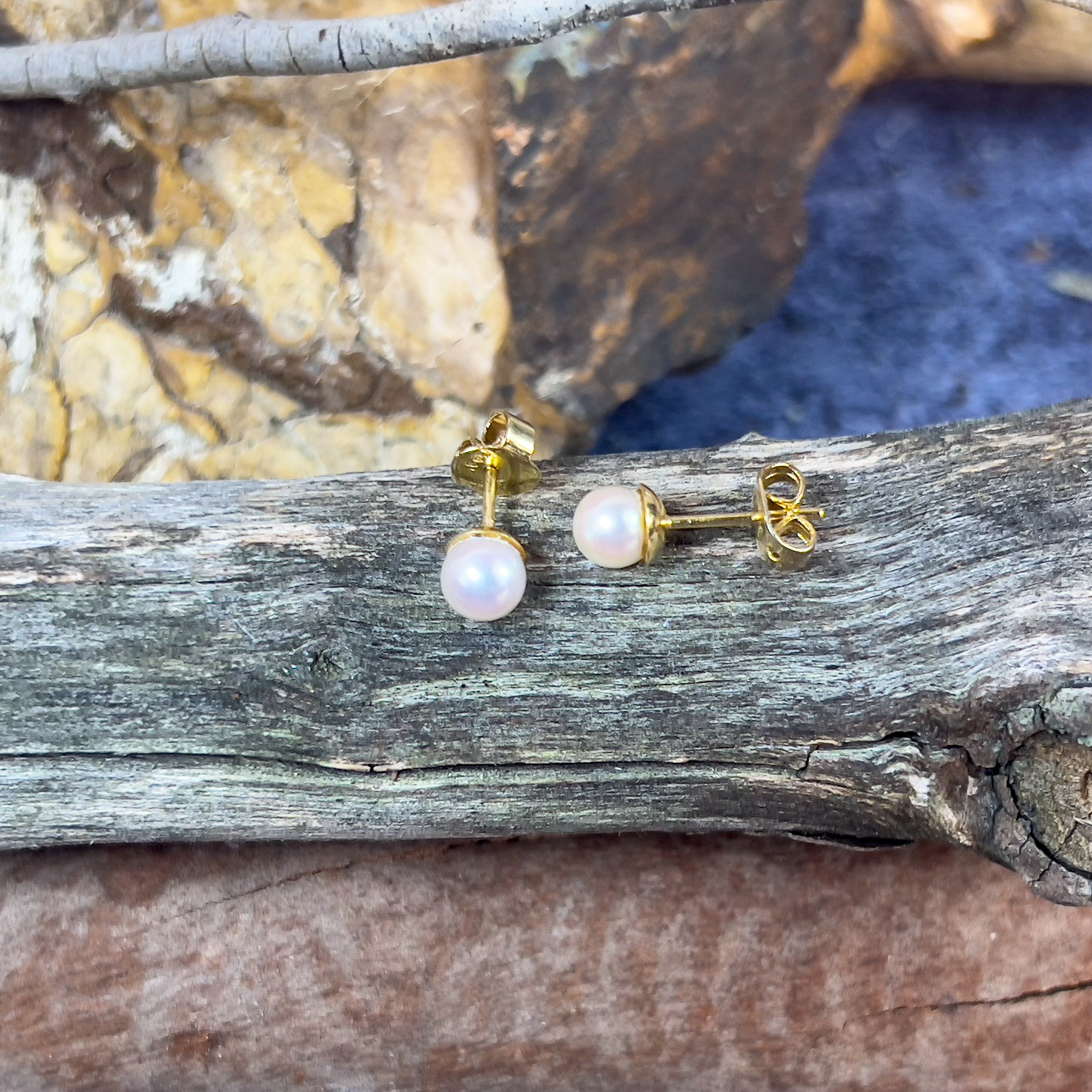 18kt Yellow Gold 5mm Akoya Pearl studs - Masterpiece Jewellery Opal & Gems Sydney Australia | Online Shop