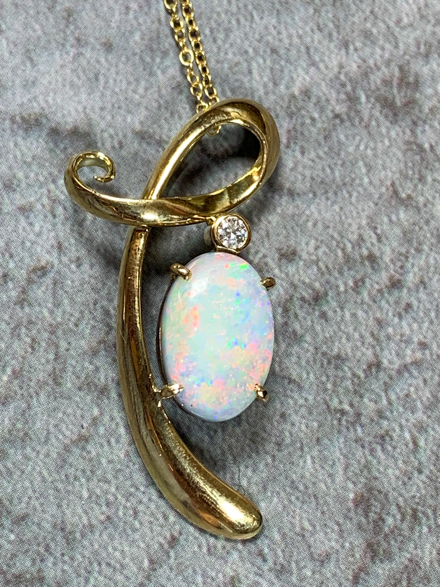 18kt Yellow Gold Black Opal Necklace with Opal 4.7ct and 0.1ct Diamond pendant - Masterpiece Jewellery Opal & Gems Sydney Australia | Online Shop