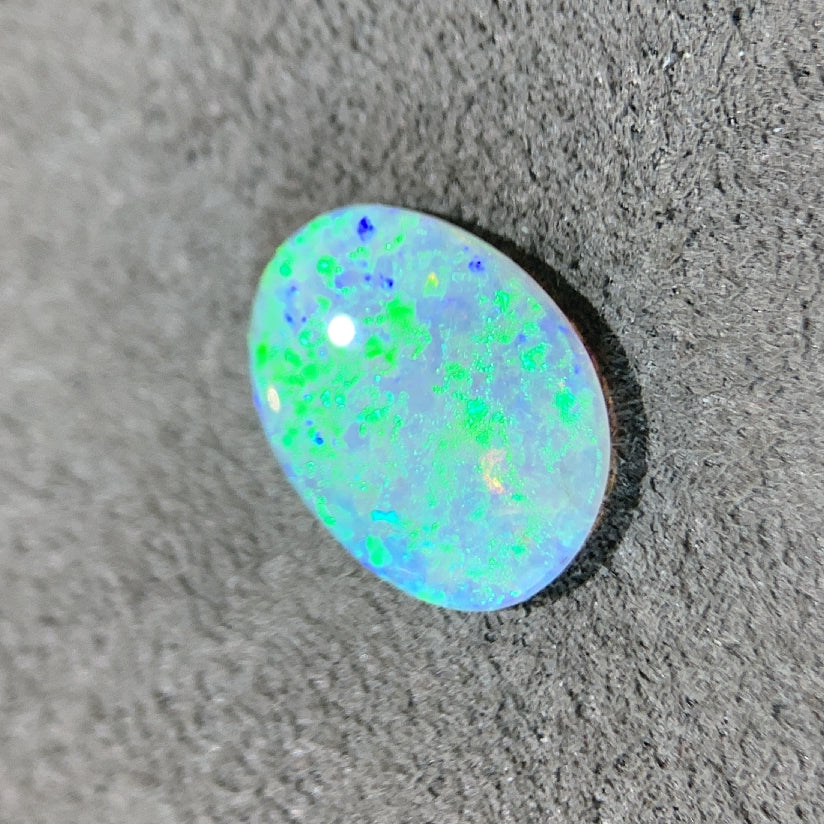 Crystal Opal Oval shape 0.82ct - Masterpiece Jewellery Opal & Gems Sydney Australia | Online Shop