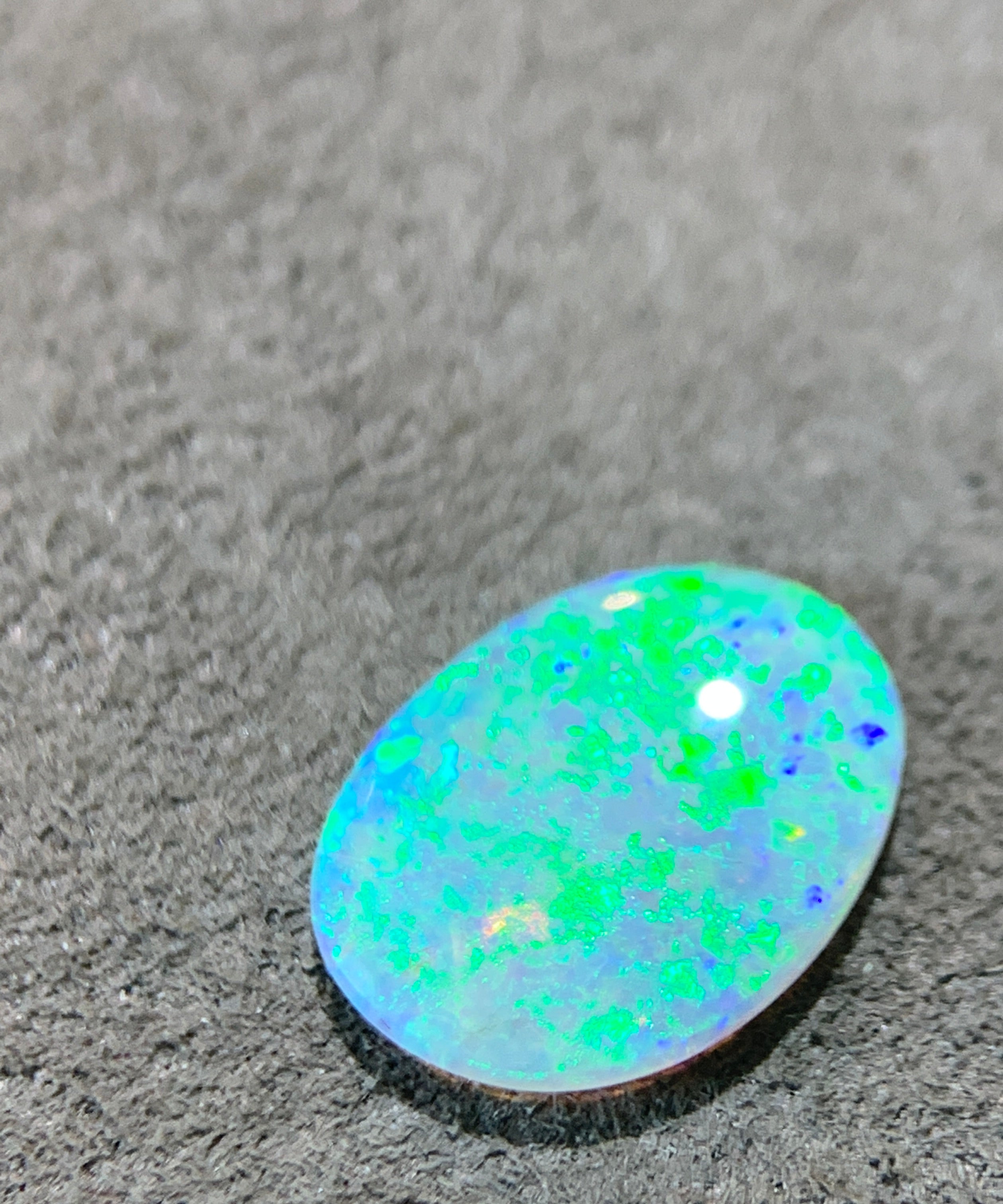 Crystal Opal Oval shape 0.82ct - Masterpiece Jewellery Opal & Gems Sydney Australia | Online Shop