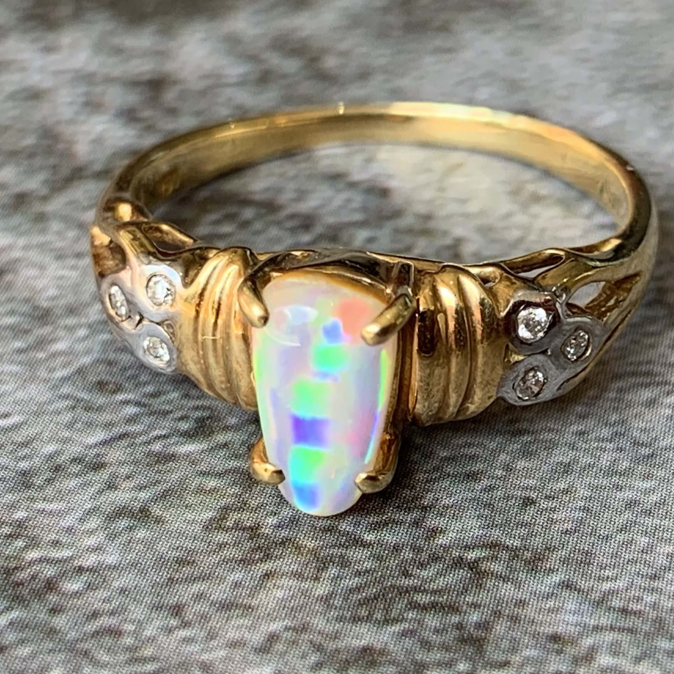 18kt Yellow Gold Fire Opal and Diamond ring - Masterpiece Jewellery Opal & Gems Sydney Australia | Online Shop