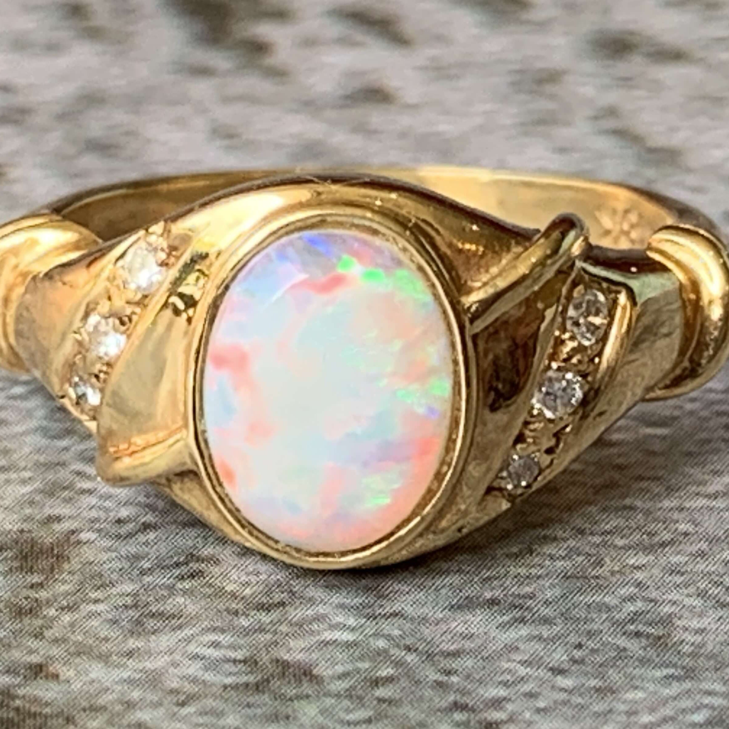 18kt Yellow Gold Fire Opal and Diamond ring - Masterpiece Jewellery Opal & Gems Sydney Australia | Online Shop