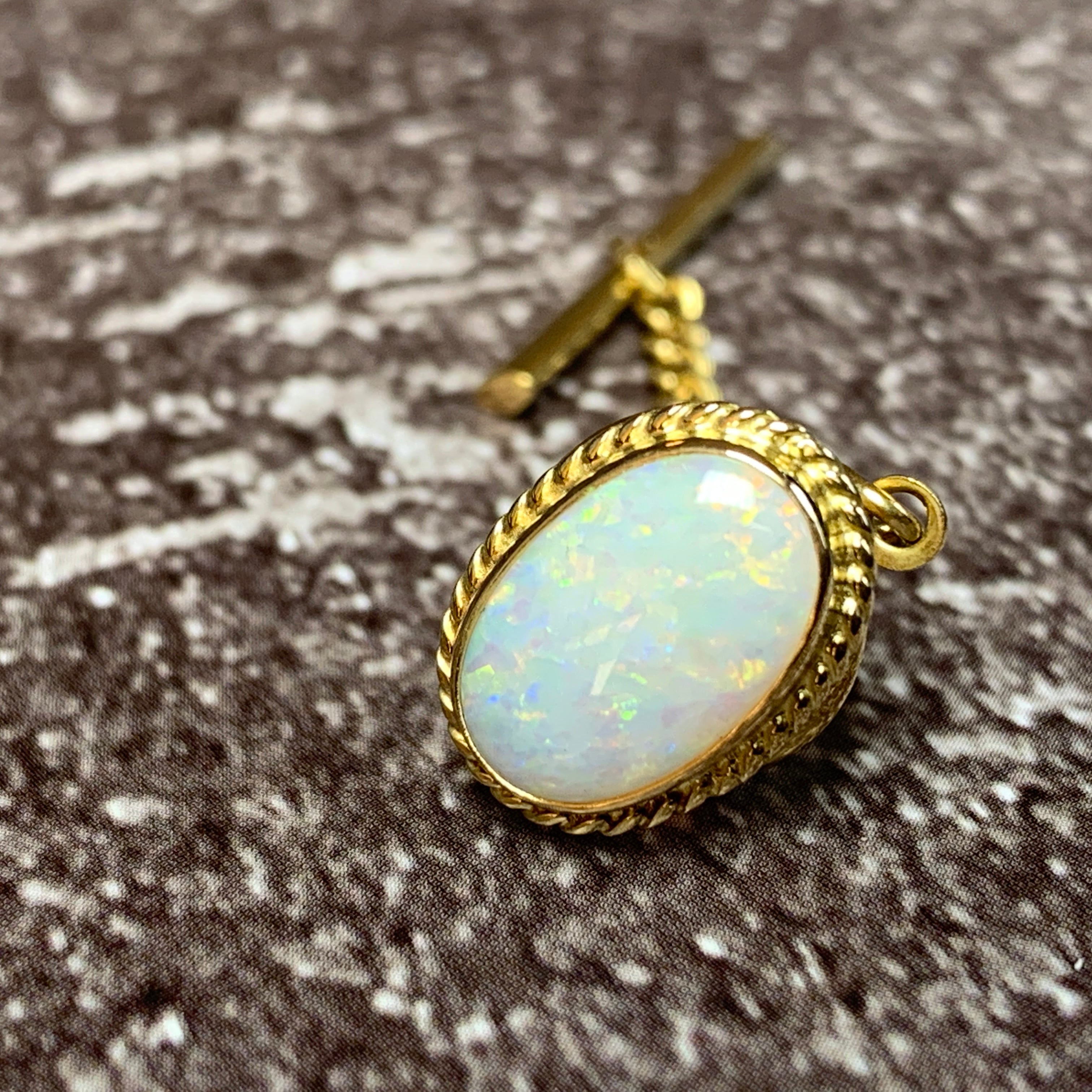 18kt Yellow Gold White Opal Tie pin 2.2ct - Masterpiece Jewellery Opal & Gems Sydney Australia | Online Shop