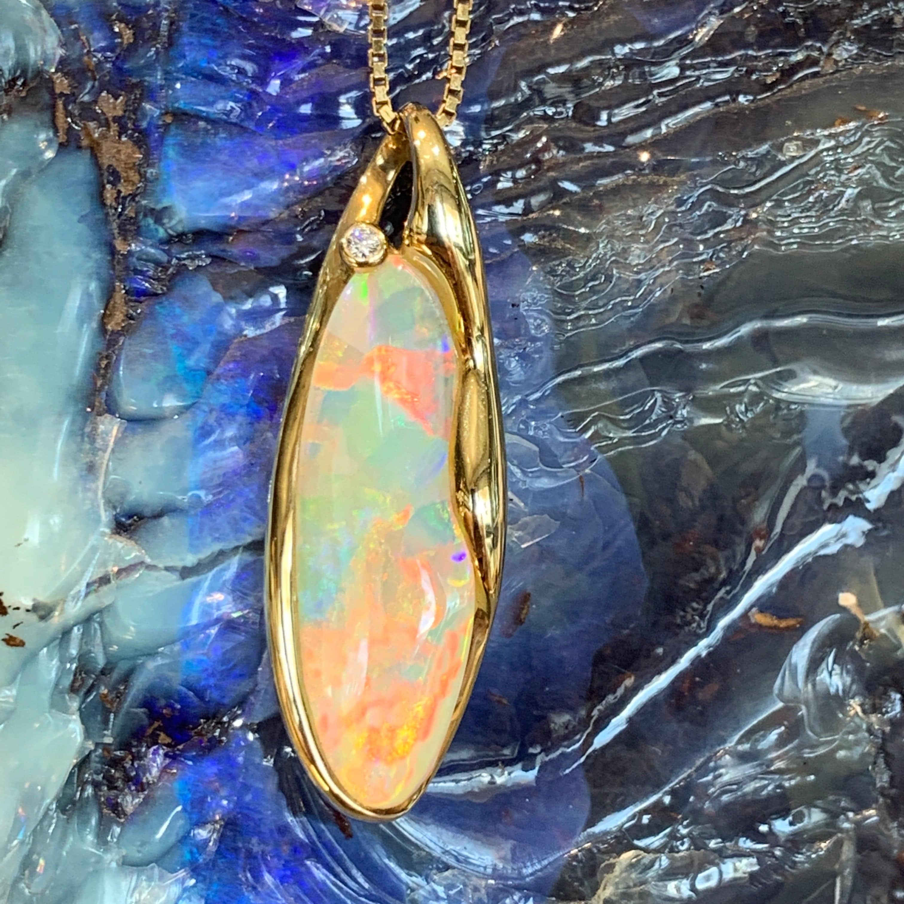 18kt Yellow Gold Opal pendant - Masterpiece Jewellery Opal & Gems Sydney Australia | Online Shop