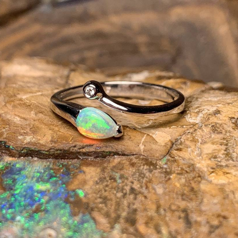 14kt White Gold Opal ring - Masterpiece Jewellery Opal & Gems Sydney Australia | Online Shop
