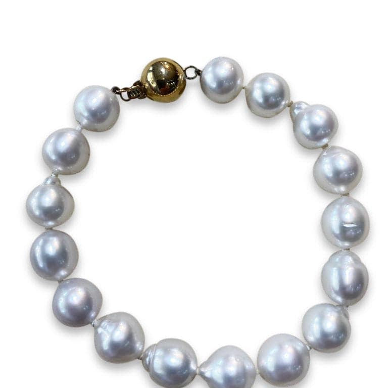 Masterpiece Jewellery - South Sea Pearl bracelet with 9kt White Gold Ball Clasp - 11 mm