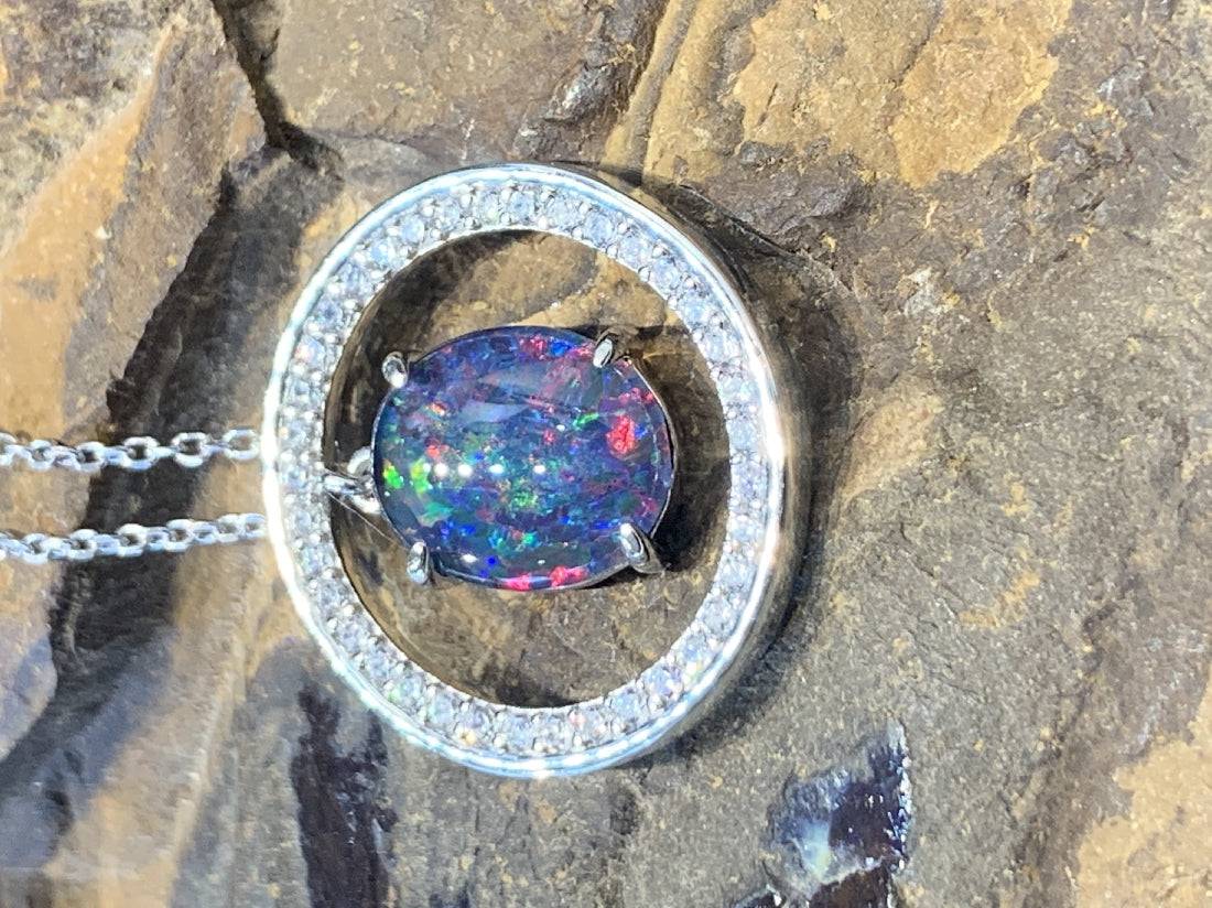 Sterling Silver Circle pendant with Opal Triplet - Masterpiece Jewellery Opal & Gems Sydney Australia | Online Shop