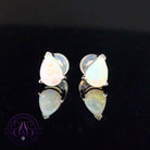 9kt White Gold 8x5mm pearshape Crystal opal studs