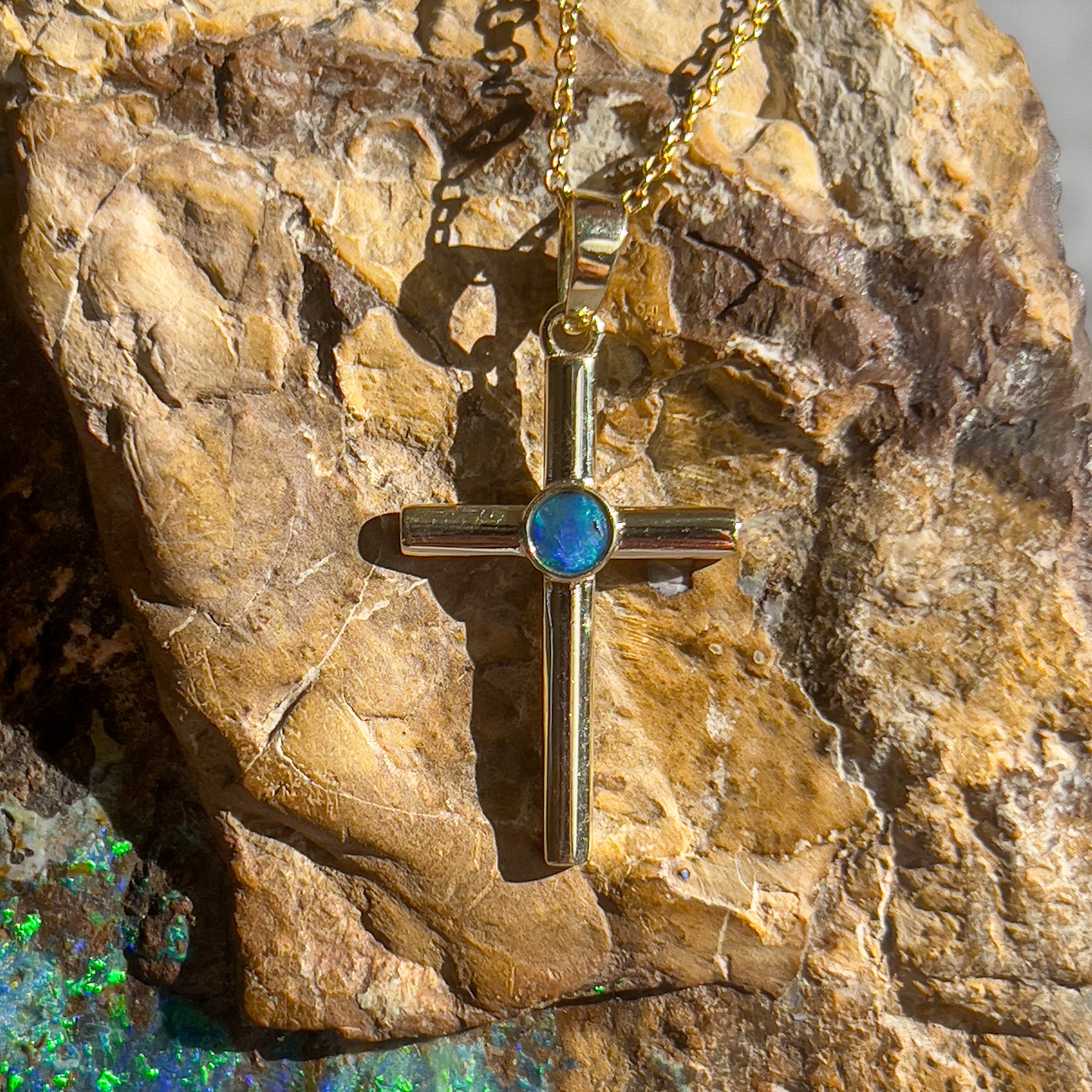 14kt Yellow Gold Cross with one 3.5mm Round Crystal Opal - Masterpiece Jewellery Opal & Gems Sydney Australia | Online Shop