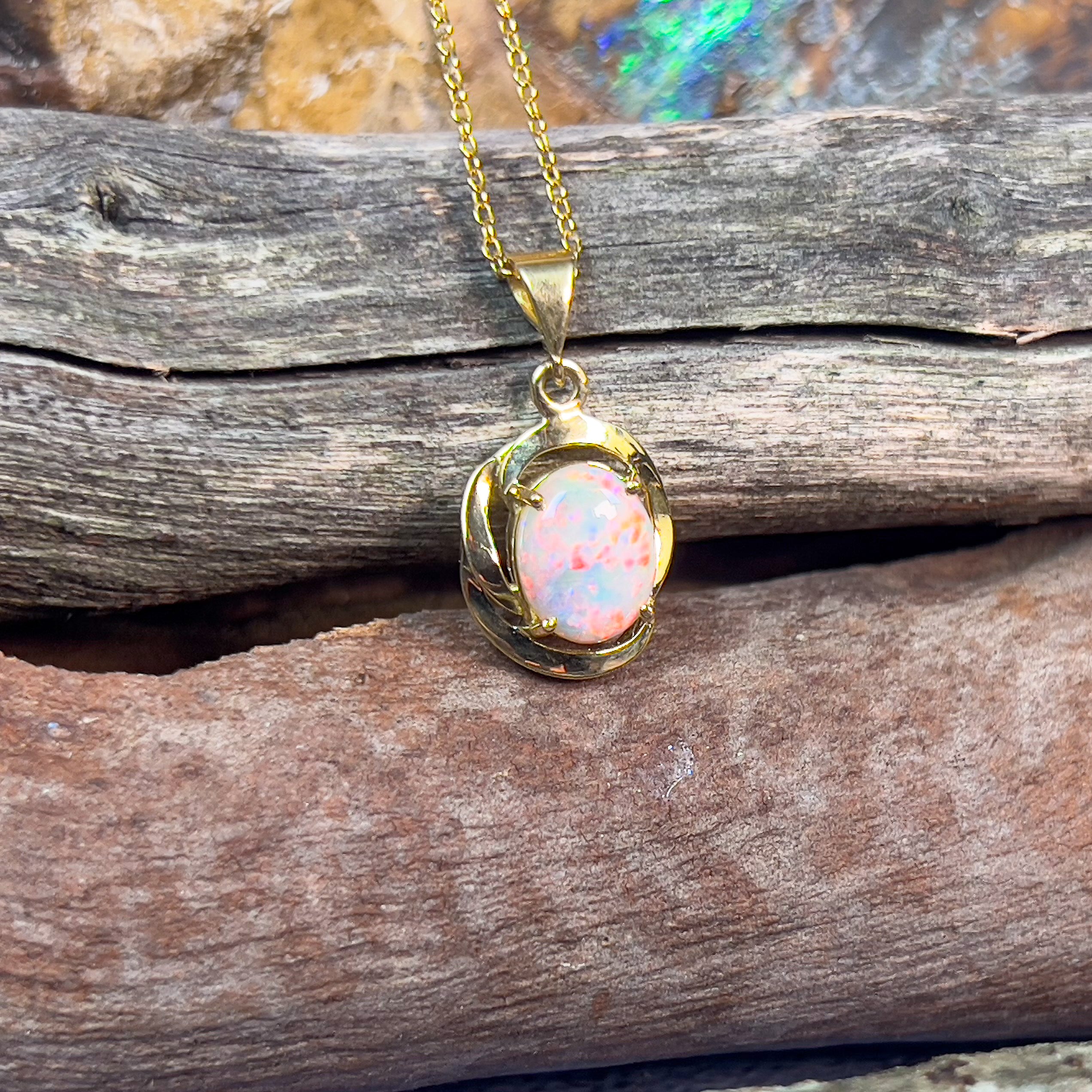 18kt Yellow Gold Light Opal red colour pendant - Masterpiece Jewellery Opal & Gems Sydney Australia | Online Shop