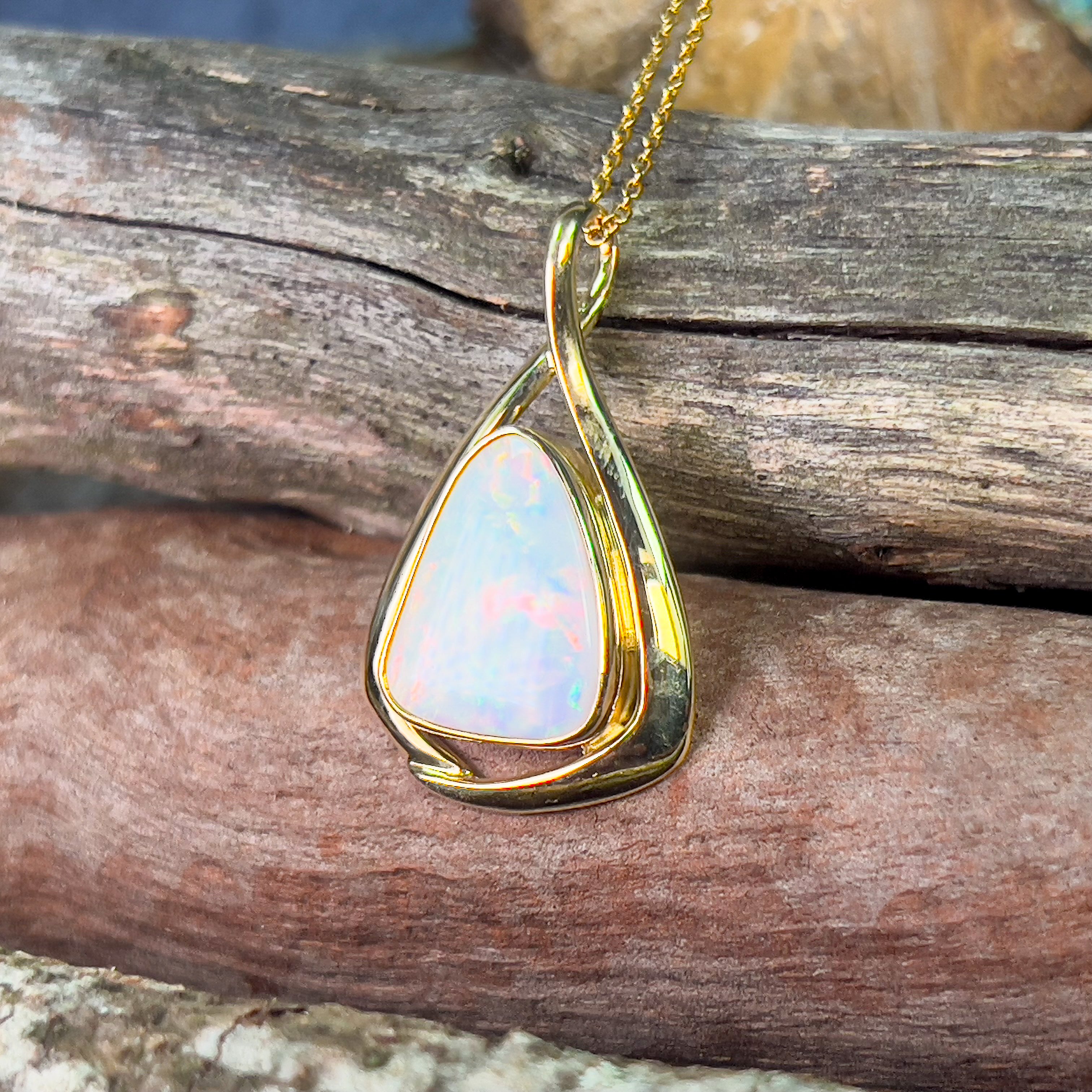 18kt Yellow Gold White Opal 4.5ct pendant - Masterpiece Jewellery Opal & Gems Sydney Australia | Online Shop