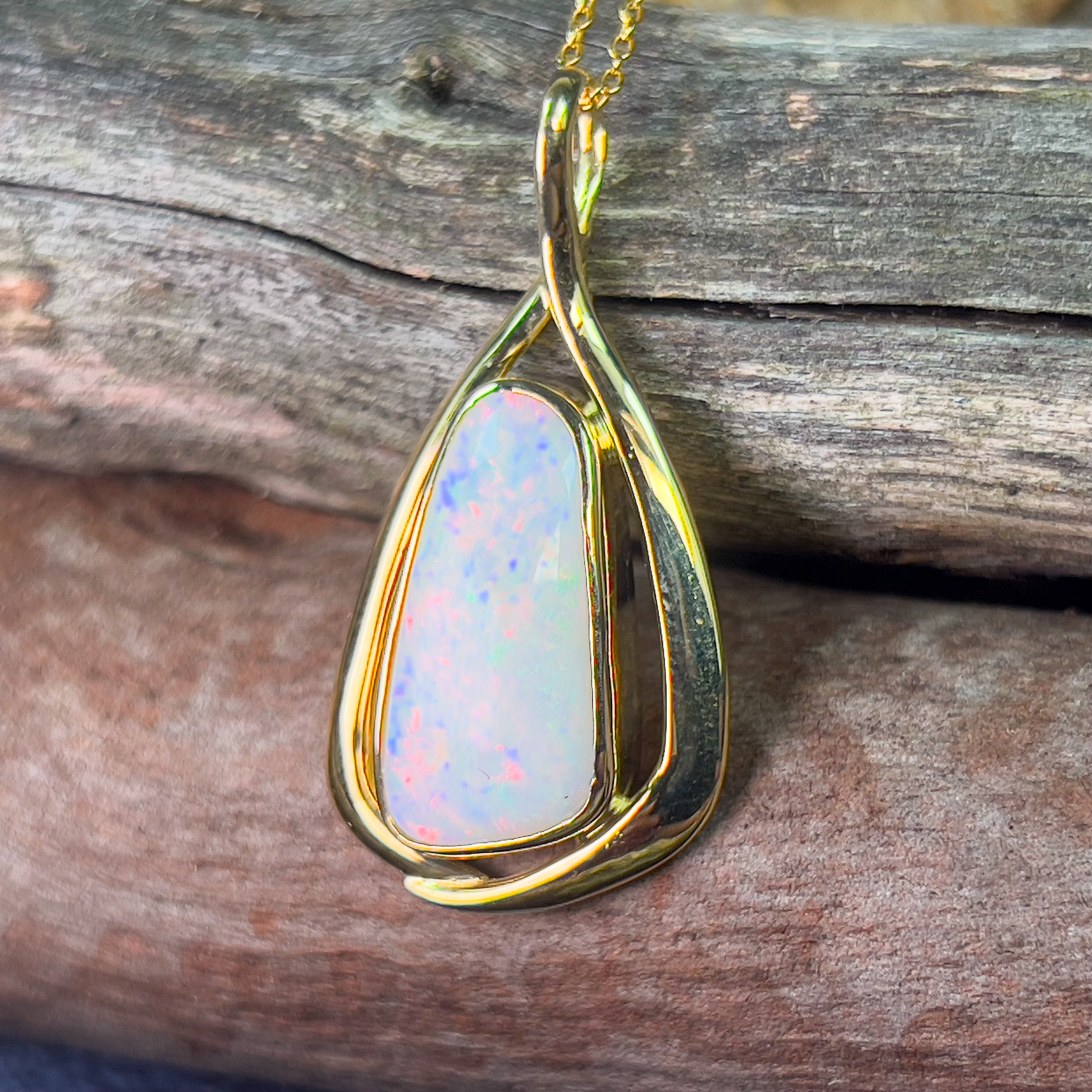 18kt Yellow Gold White Opal 6.21ct pendant - Masterpiece Jewellery Opal & Gems Sydney Australia | Online Shop