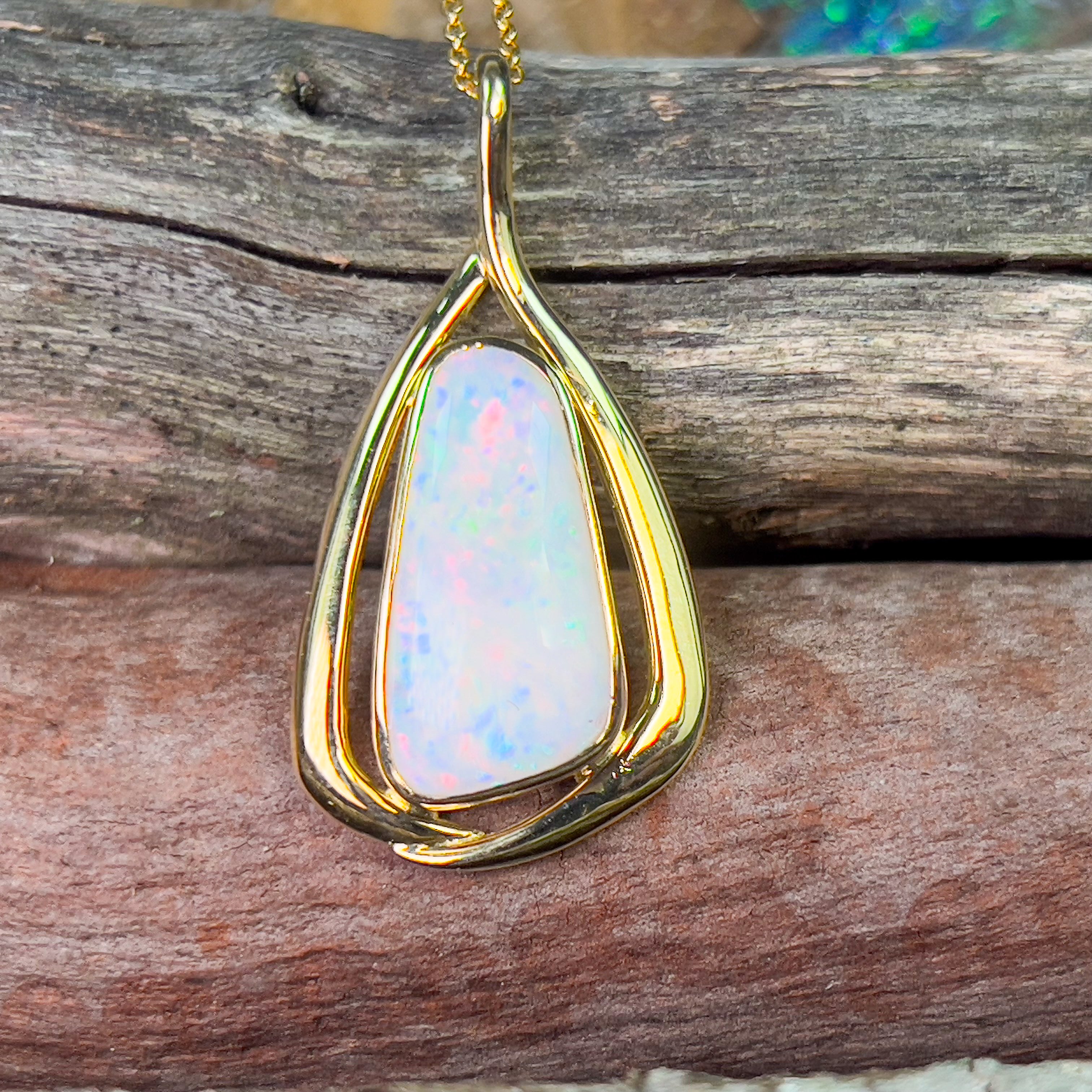 18kt Yellow Gold White Opal 6.21ct pendant - Masterpiece Jewellery Opal & Gems Sydney Australia | Online Shop