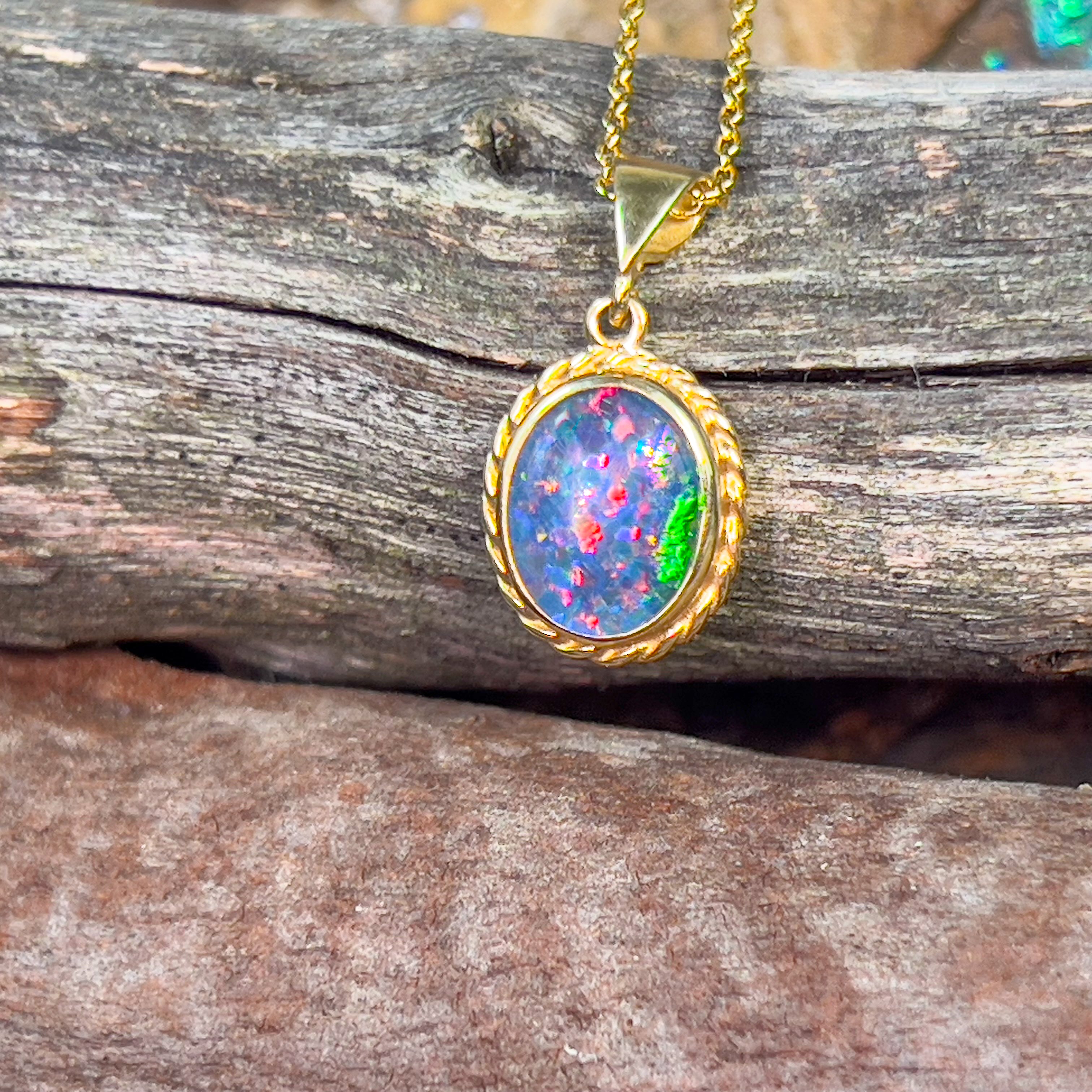 18kt Yellow Gold Opal triplet 10x8mm Rope finish pendant - Masterpiece Jewellery Opal & Gems Sydney Australia | Online Shop