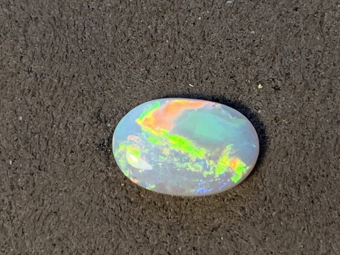 Australian Crystal Opal 0.90CT - Masterpiece Jewellery Opal & Gems Sydney Australia | Online Shop