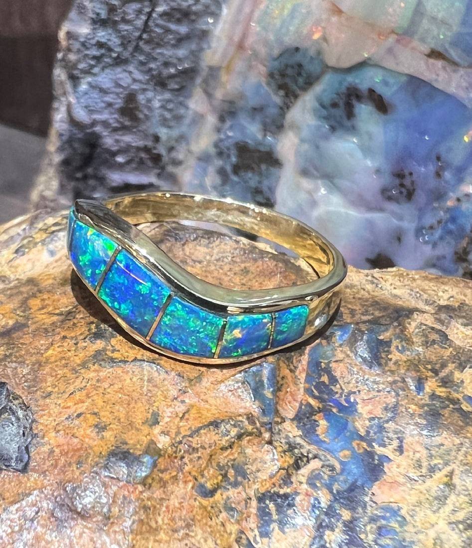 14kt Yellow Gold wave ring set with Opal inlayed - Masterpiece Jewellery Opal & Gems Sydney Australia | Online Shop