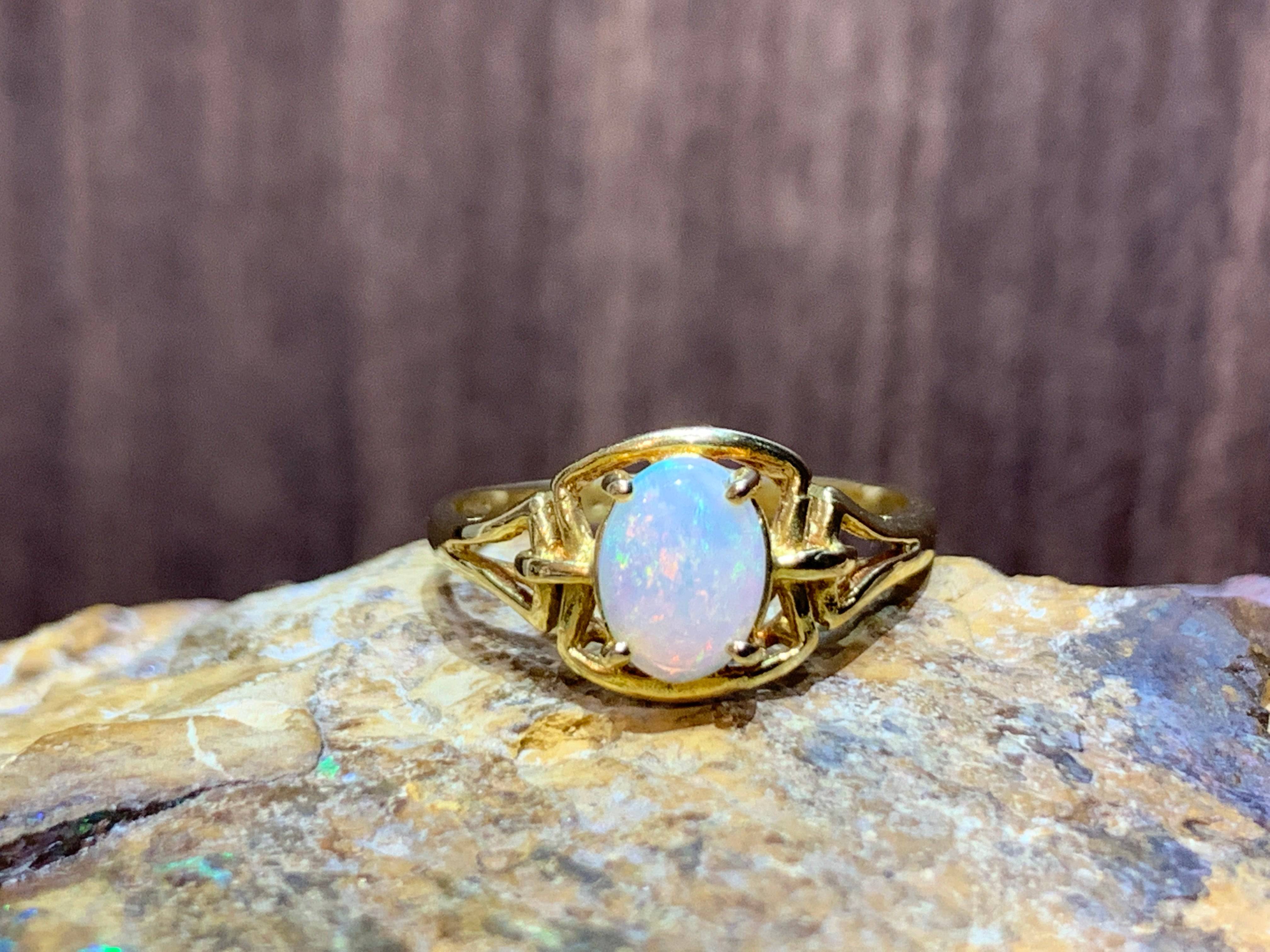18kt Yellow Gold Opal ring - Masterpiece Jewellery Opal & Gems Sydney Australia | Online Shop