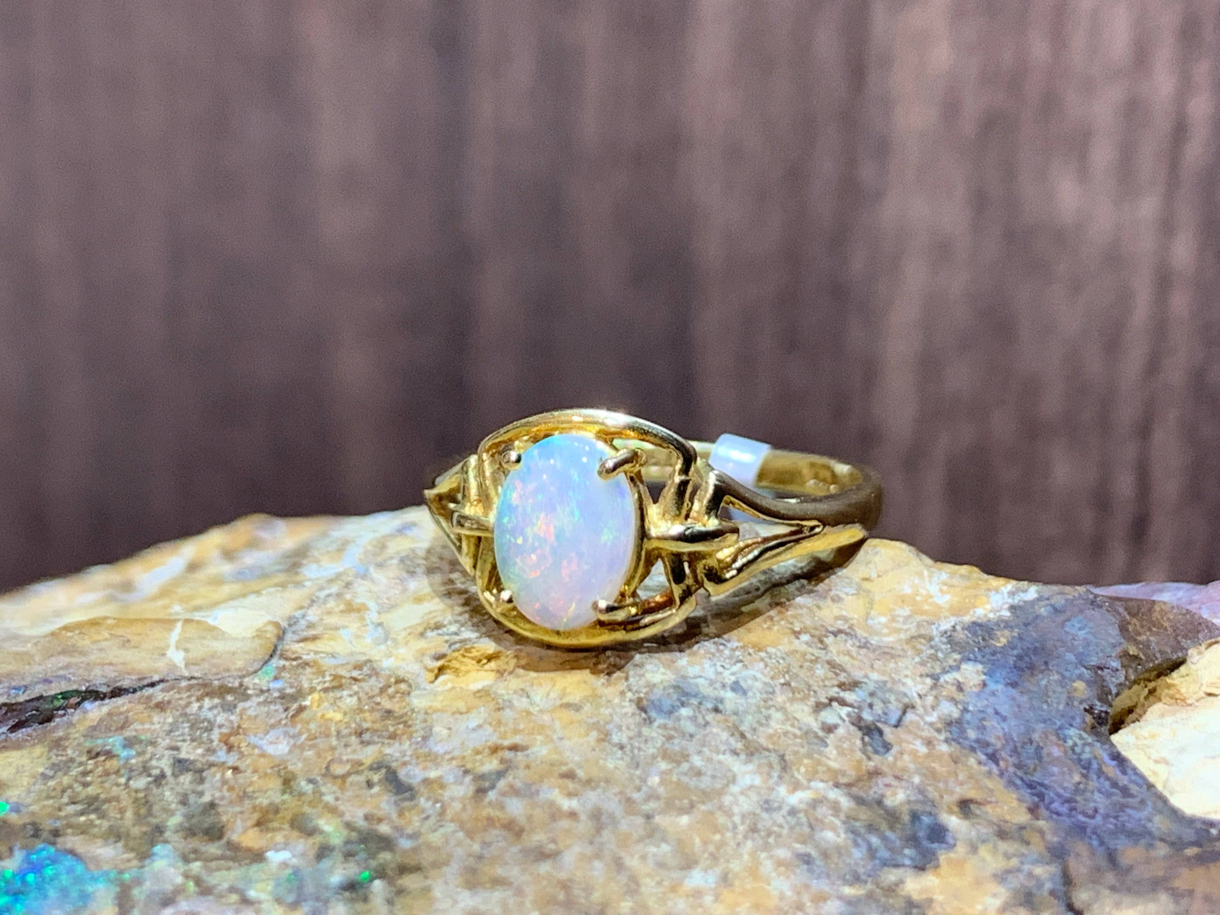 18kt Yellow Gold Opal ring - Masterpiece Jewellery Opal & Gems Sydney Australia | Online Shop